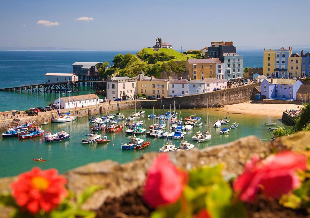 Clifton House Vila Tenby Exterior foto